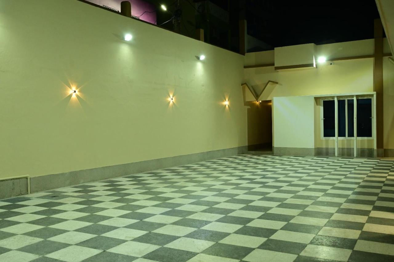 Chanduka Palace Puri Buitenkant foto